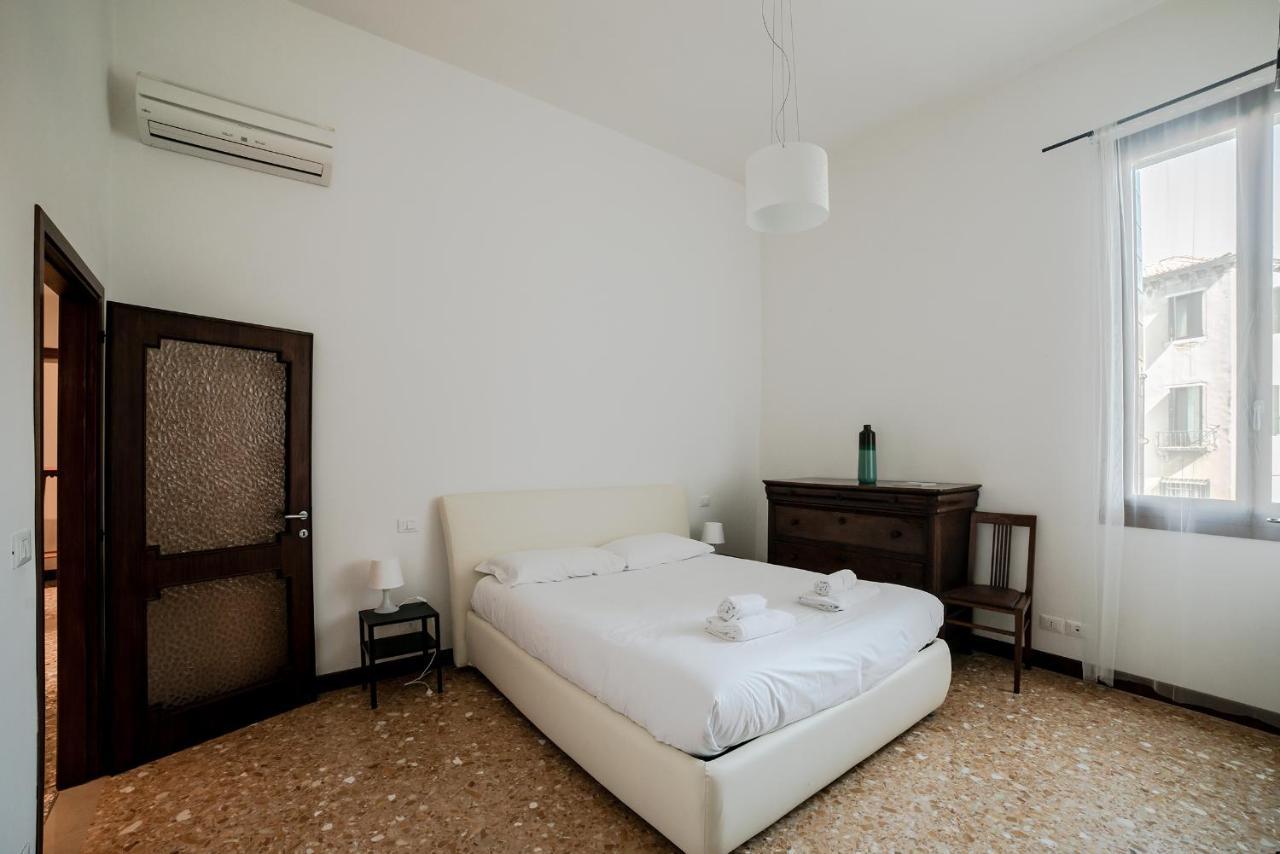 Ca' Luciano, Wonderful View Apartment Venice Ngoại thất bức ảnh